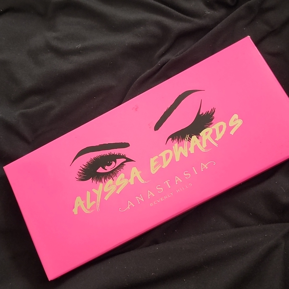 Brand New Anastasia Beverly Hills Alyssa Edwards Eyeshadow Palette